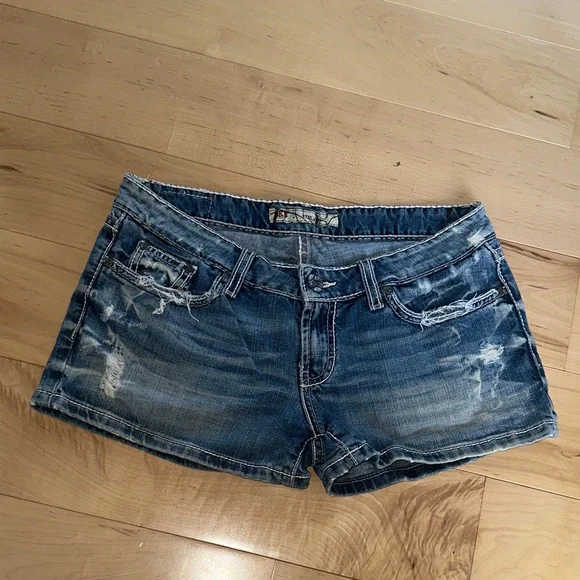 BKE Distressed Blue Jean Shorts - Picture 3 of 5